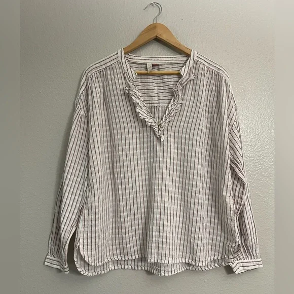 Anthropologie Pilcro Brianna Ruffled Blouse - Picture 2 of 12